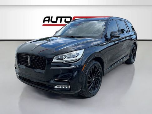 Used 2023 Lincoln Aviator Reserve w/ Equipment Group 201A AWD/4WD image 3