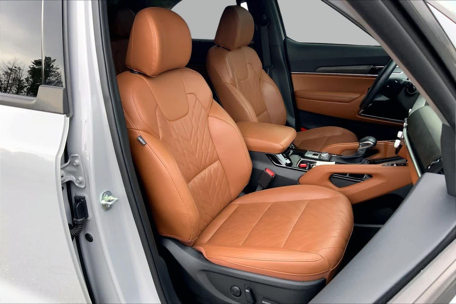 Used 2024 Kia Telluride EX X-Line AWD/4WD image 8