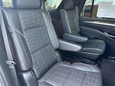 Certified 2025 Cadillac Escalade Sport Platinum w/ LPO, Floor Liner Package image 25