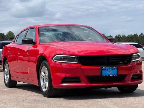 Used 2023 Dodge Charger SXT RWD image 9