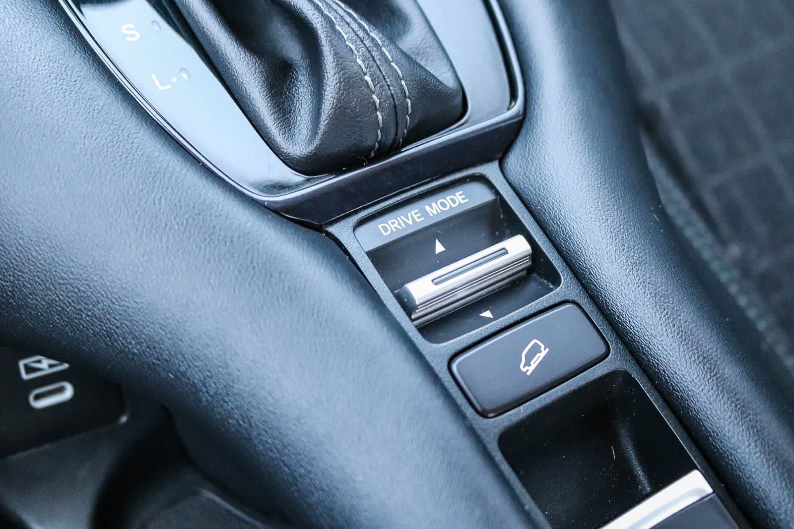 Used 2024 Honda HR-V LX image 24