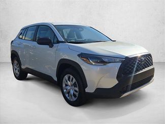 Used 2024 Toyota Corolla Cross L AWD/4WD video 3