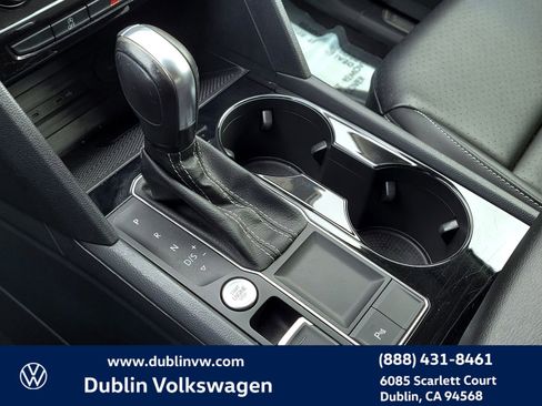 Used 2022 Volkswagen Atlas SE image 19