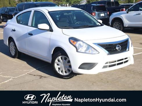 Used 2019 Nissan Versa S Plus image 1