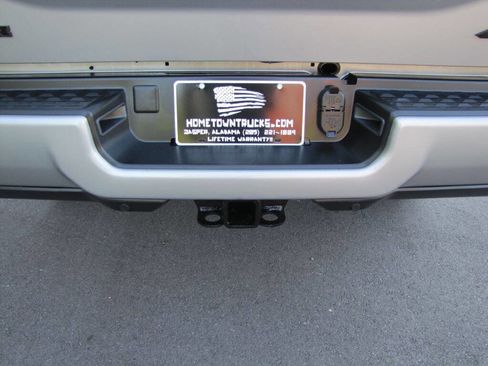 Used 2024 RAM 2500 Big Horn w/ Night Edition AWD/4WD image 32