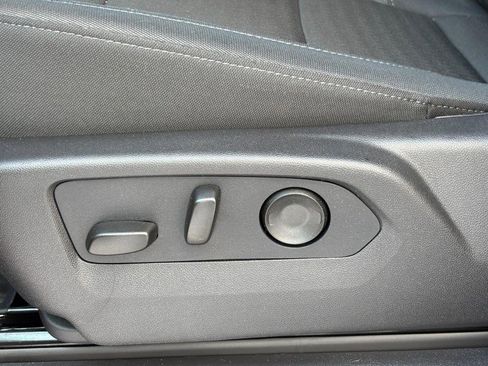 Used 2026 Chevrolet Silverado 1500 Custom w/ Turbomax Blackout Package image 16