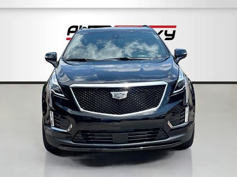 Used 2024 Cadillac XT5 Sportv w/ Technology Package AWD/4WD image 2