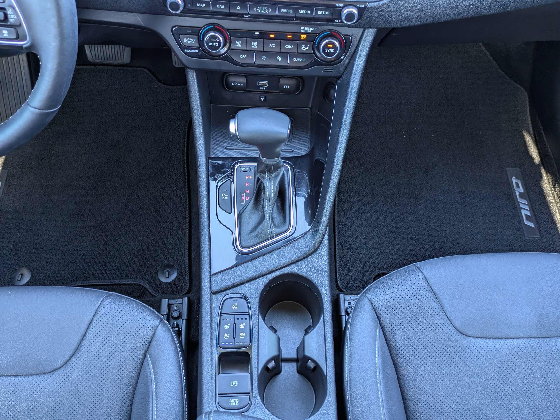 Certified 2022 Kia Niro EX Premium FWD image 19