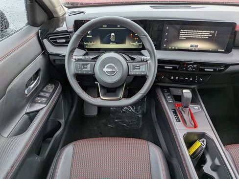 New 2026 Nissan Kicks SR w/ Cold Weather Package image 12