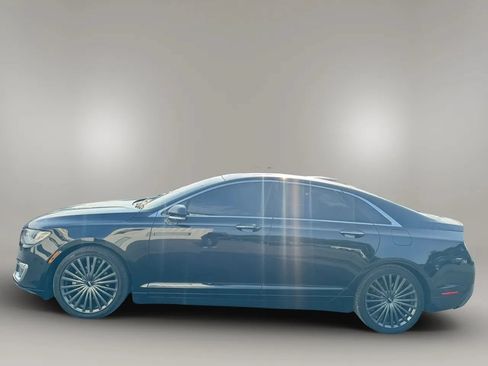 Used 2017 Lincoln MKZ Reserve w/ Climate Package AWD/4WD image 4