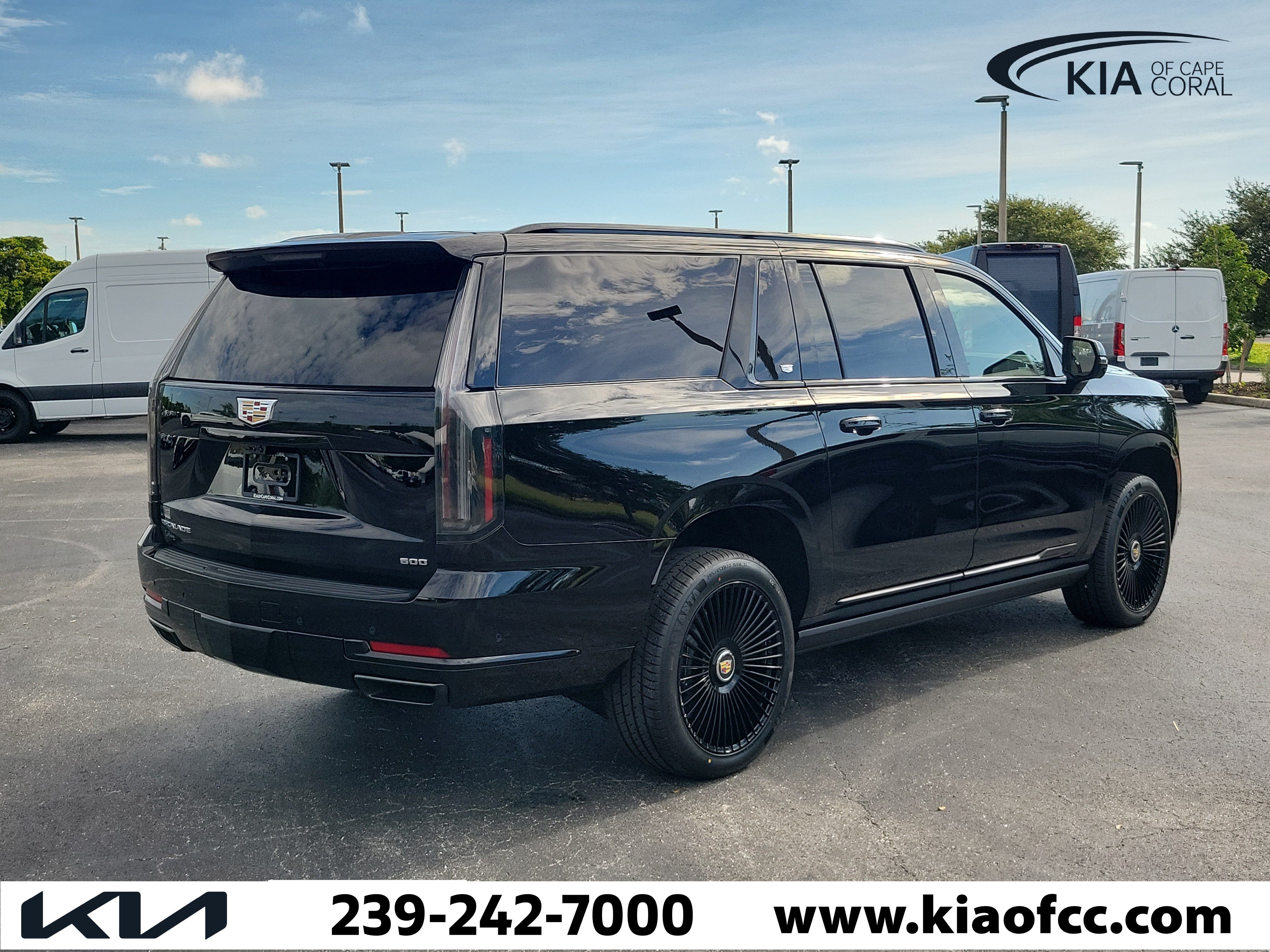 Used 2026 Cadillac Escalade ESV Sport AWD/4WD image 6