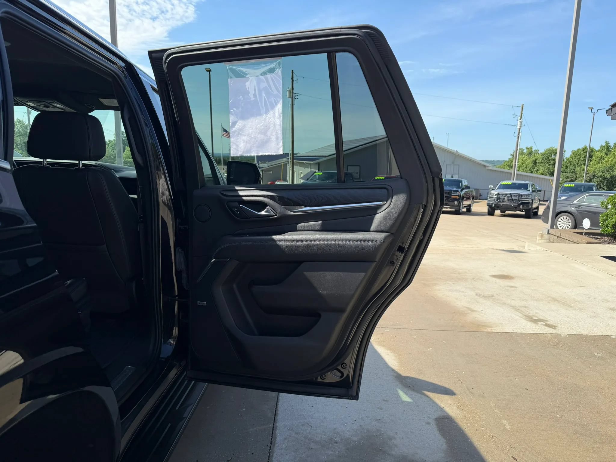 Used 2021 GMC Yukon Denali AWD/4WD image 41