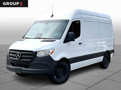 New 2025 Mercedes-Benz Sprinter 2500 image 1