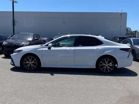 Certified 2023 Toyota Camry SE FWD image 2