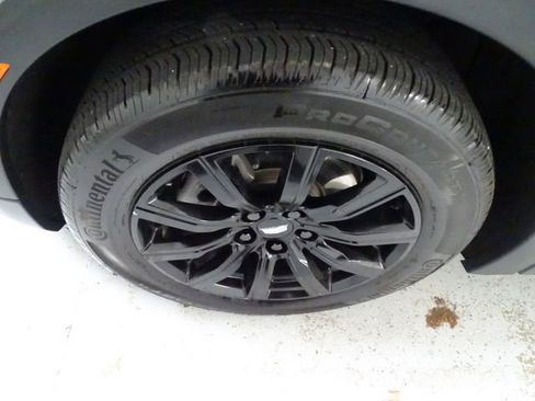 Certified 2022 Cadillac XT4 Sport image 28