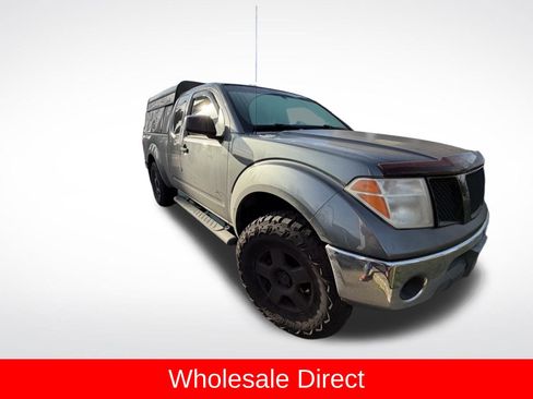 Used 2008 Nissan Frontier SE w/ SE Value Truck Pkg image 7