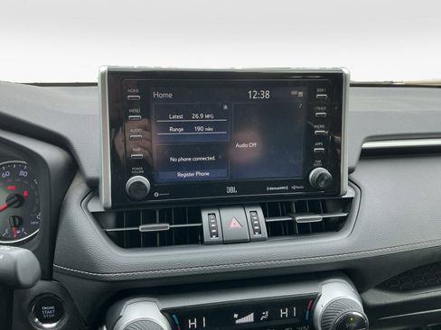 Used 2021 Toyota RAV4 XLE Premium image 20