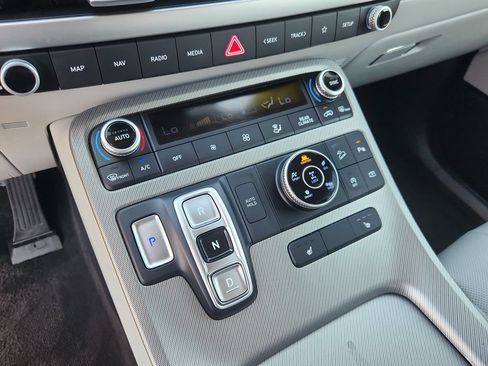 Used 2025 Hyundai Palisade SEL AWD/4WD image 23
