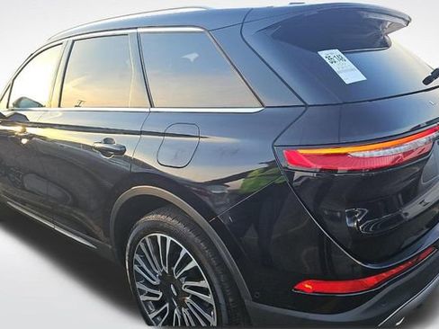 Used 2022 Lincoln Corsair Reserve w/ Equipment Group 201A image 5