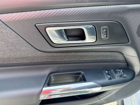 Used 2025 Ford Mustang GT RWD image 20