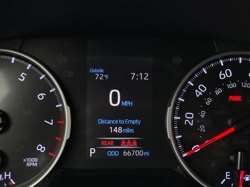 Used 2021 Toyota RAV4 LE AWD/4WD image 28