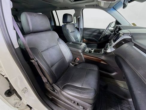 Used 2015 GMC Yukon XL SLT w/ Open Road Package AWD/4WD image 27