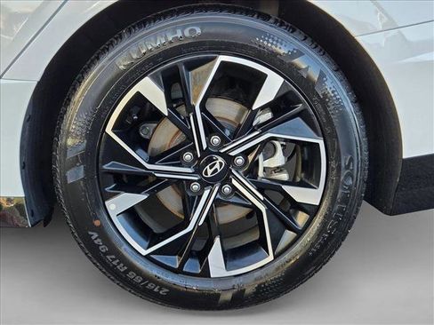 Used 2025 Hyundai Sonata SEL image 22