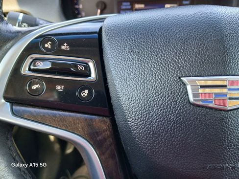 Used 2016 Cadillac XTS Luxury image 7