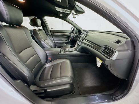 Used 2022 Honda Accord Sport image 28