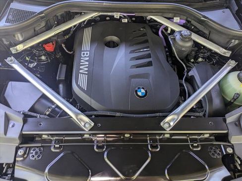 Used 2026 BMW X5 xDrive40i w/ M Sport Package image 18