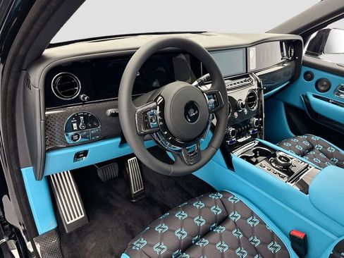 New 2026 Rolls-Royce Cullinan Black Badge AWD/4WD image 9