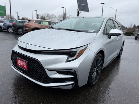New 2026 Toyota Corolla SE image 4