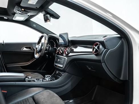 Used 2018 Mercedes-Benz GLA 45 AMG 4MATIC image 27