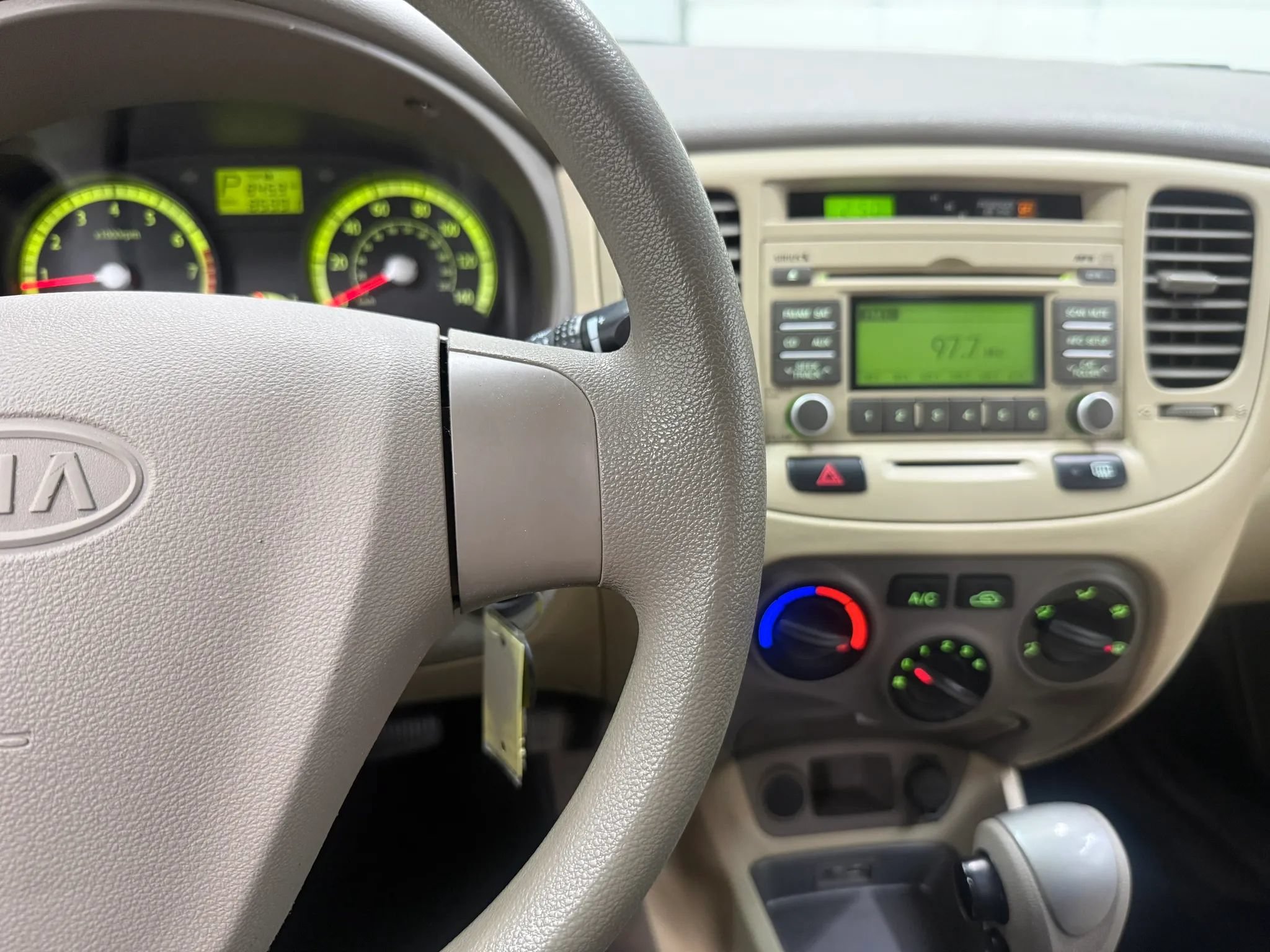 Used 2009 Kia Rio LX FWD image 26