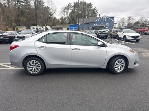 Used 2019 Toyota Corolla LE w/ Carpet Mat Package (TMS) image 6