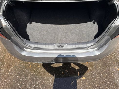 Used 2025 Nissan Altima 2.5 SV FWD image 31