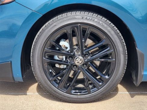 Used 2026 Toyota Camry SE w/ Convenience Package image 8