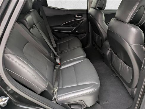 Used 2017 Hyundai Santa Fe Sport FWD image 19