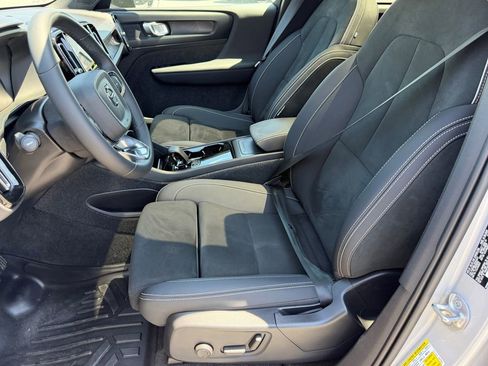 Certified 2023 Volvo C40 P8 Recharge Plus AWD/4WD image 26
