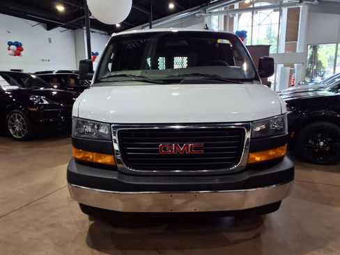 Used 2025 GMC Savana 2500 w/ Driver Convenience Package RWD image 2