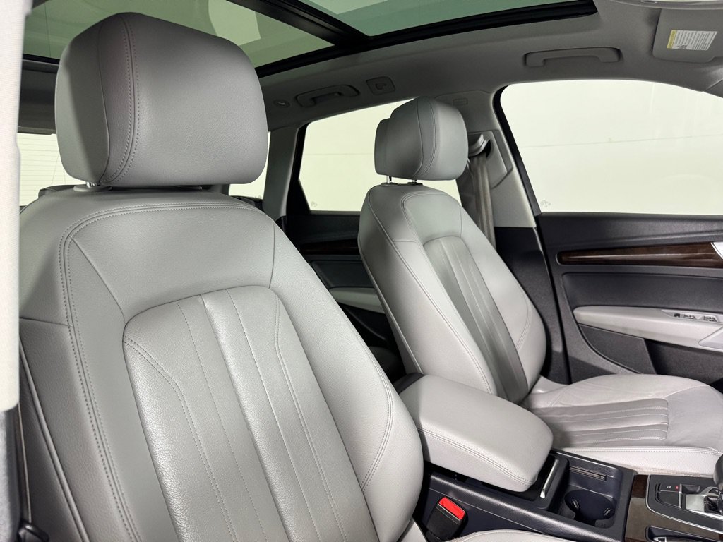 Used 2018 Audi Q5 2.0T Premium Plus w/ Premium Plus Package AWD/4WD image 28