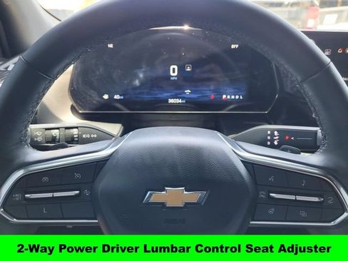 Used 2025 Chevrolet Equinox LT w/ Convenience Package II FWD image 23