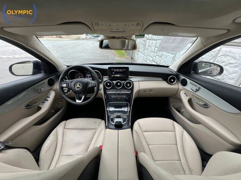 Used 2016 Mercedes-Benz C 300 4MATIC Sedan image 21