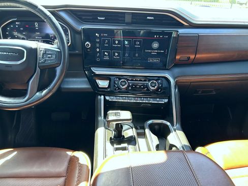 Certified 2024 GMC Sierra 1500 Denali Ultimate AWD/4WD image 13
