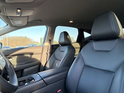 Certified 2025 Nissan Murano SV w/ Cargo Package image 25