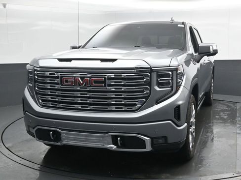 Used 2024 GMC Sierra 1500 Denali w/ Denali Reserve Package AWD/4WD image 6