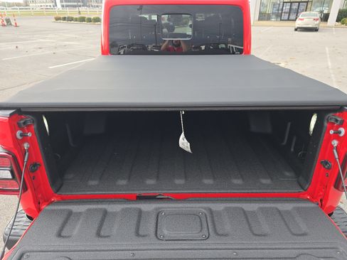 New 2026 Jeep Gladiator Rubicon image 25