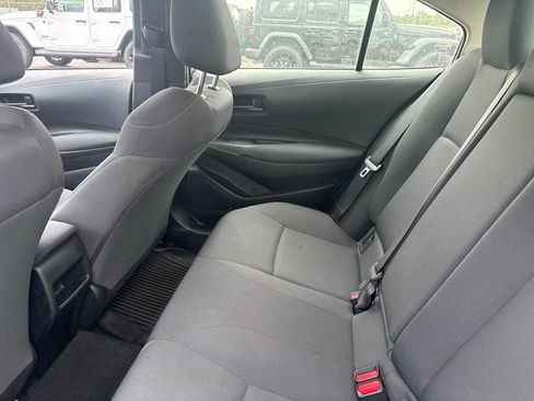 Used 2022 Toyota Corolla LE FWD image 14