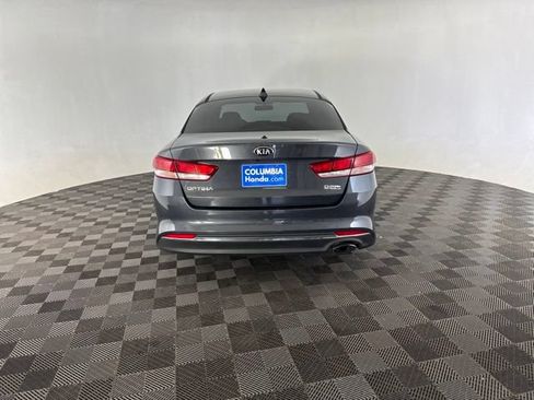 Used 2017 Kia Optima LX w/ Option Group 014 FWD image 8