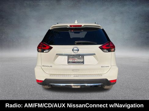 Used 2018 Nissan Rogue SV image 5